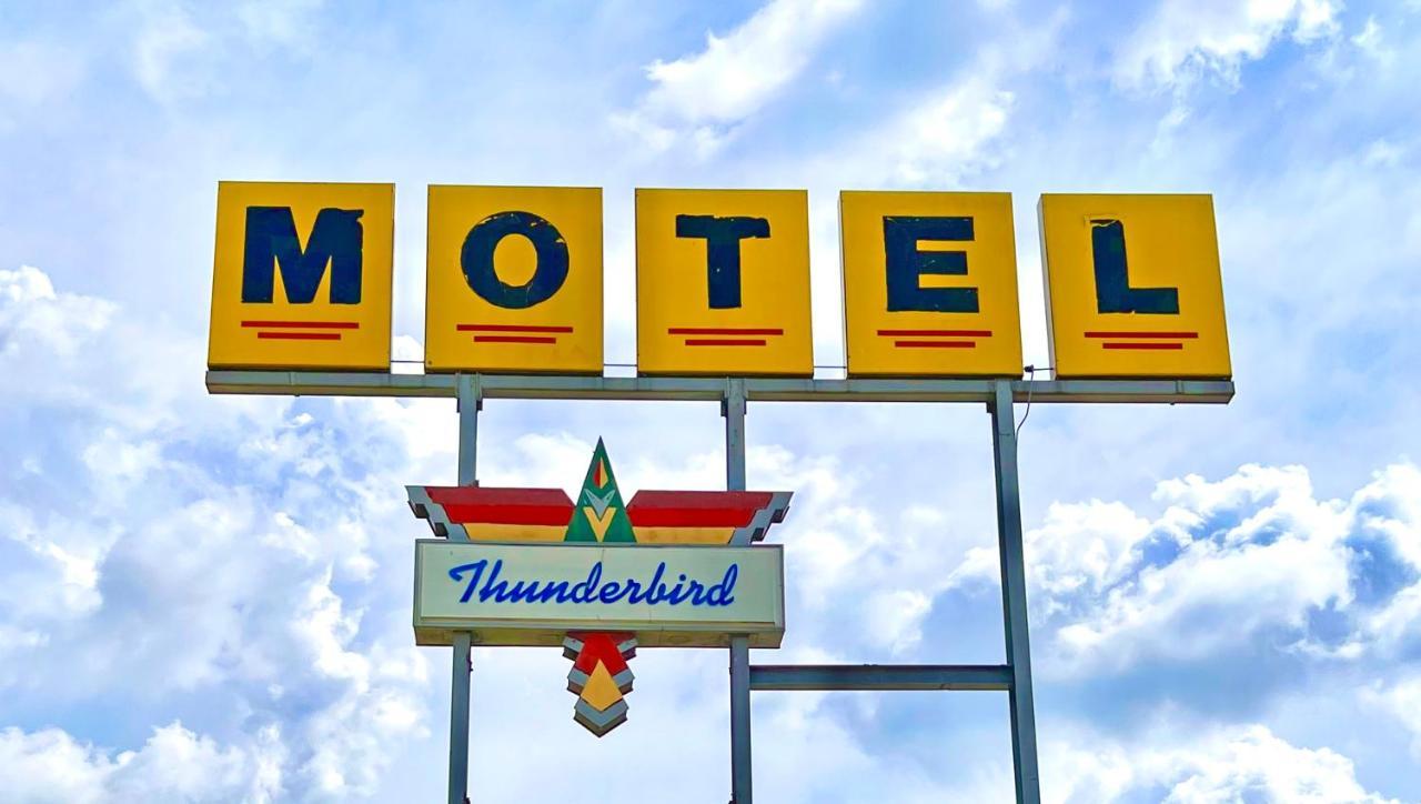 Thunderbird Motel Хилсборо Экстерьер фото