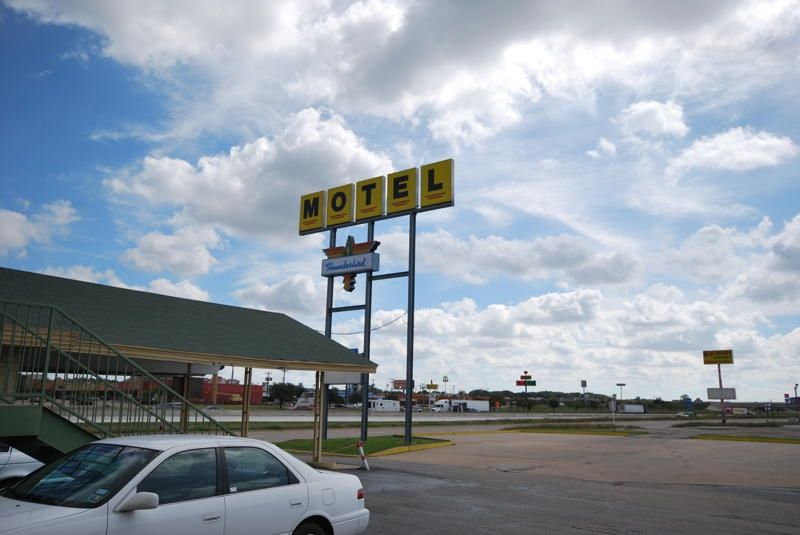 Thunderbird Motel Хилсборо Экстерьер фото