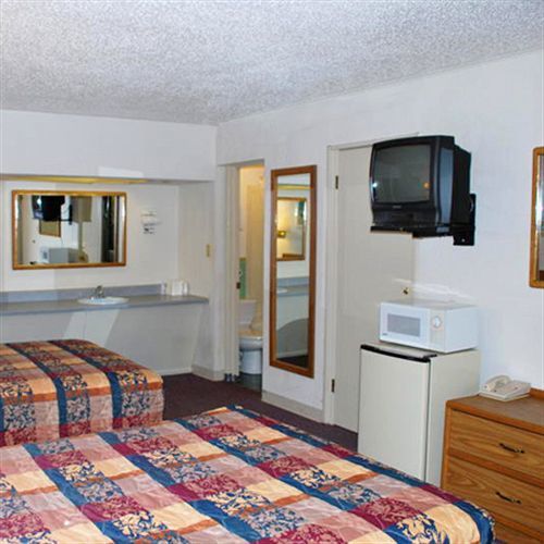Thunderbird Motel Хилсборо Номер фото