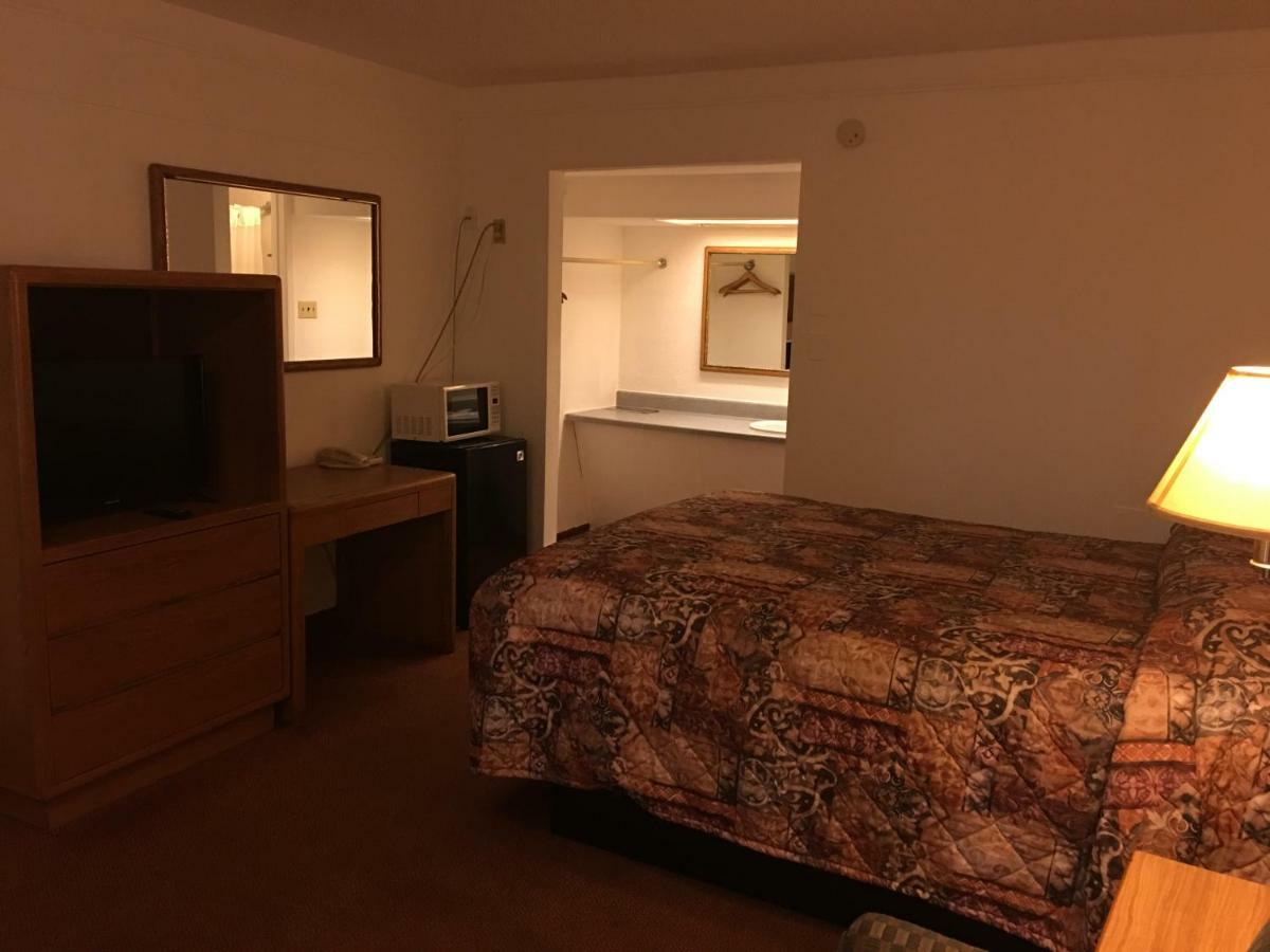 Thunderbird Motel Хилсборо Экстерьер фото